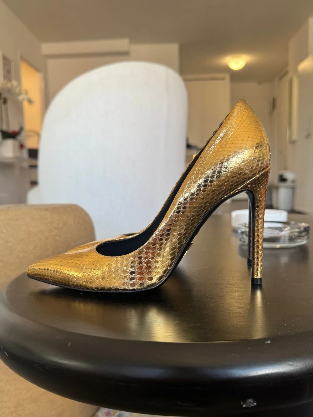 LV genuine python pumps - Picture 1 of 15